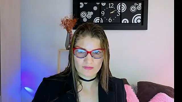 Snapshot of Camila-ventura chatting on December 14, 2025, 7:08 pm Camila-ventura online show from December 14, 2025, 7:08 pm