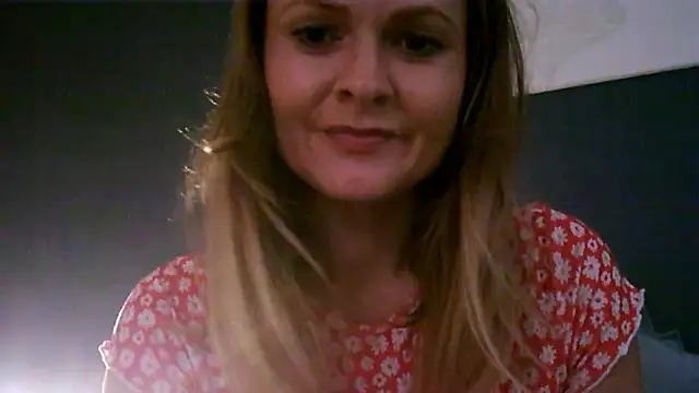 Snapshot of Ginger-bb chatting on September 14, 2025, 1:22 pm Ginger-bb online show from September 14, 2025, 1:22 pm