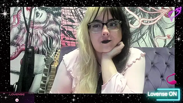 LunaCosmos online show from April 8, 2026, 2:07 pm