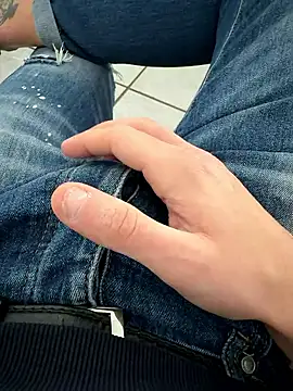 umeghj online show from February 5, 2026, 12:12 pm