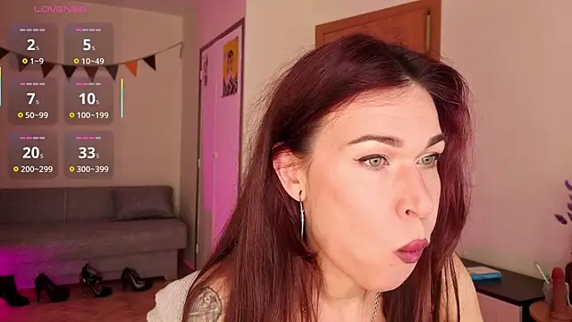 ReginaFoXXXy online show from April 13, 2026, 11:03 am