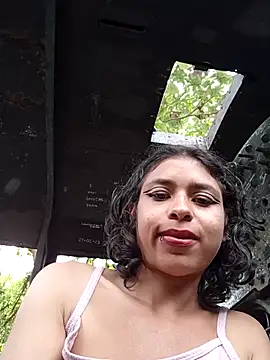 Snapshot of Tendercouple1 chatting on December 13, 2025, 8:04 pm Tendercouple1 online show from December 13, 2025, 8:04 pm