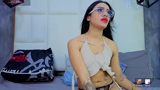 Rachel Donnelly online show from April 19, 2026, 11:29 pm