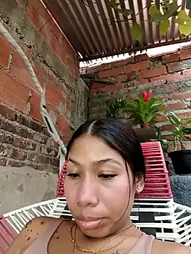 Snapshot of Rous-squir chatting on December 3, 2025, 7:13 pm Rous-squir online show from December 3, 2025, 7:13 pm