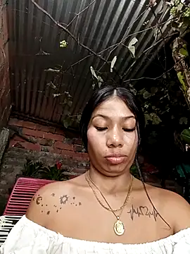 Snapshot of Rous-squir chatting on December 5, 2025, 12:43 am Rous-squir online show from December 5, 2025, 12:43 am