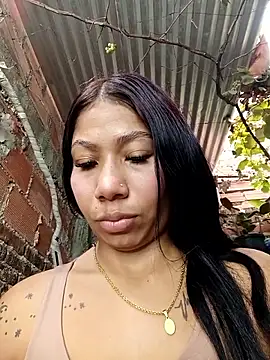 Snapshot of Rous-squir chatting on January 6, 2026, 12:20 pm Rous-squir online show from January 6, 2026, 12:20 pm