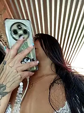 Snapshot of Rous-squir chatting on March 4, 2026, 8:05 pm Rous-squir online show from March 4, 2026, 8:05 pm