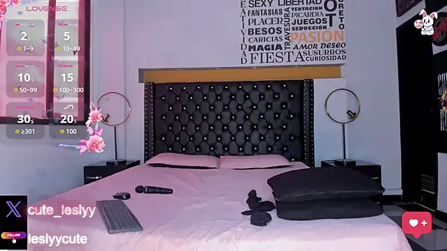 Snapshot of lesly_cutee chatting on November 7, 2025, 12:21 pm lesly cutee online show from November 7, 2025, 12:21 pm