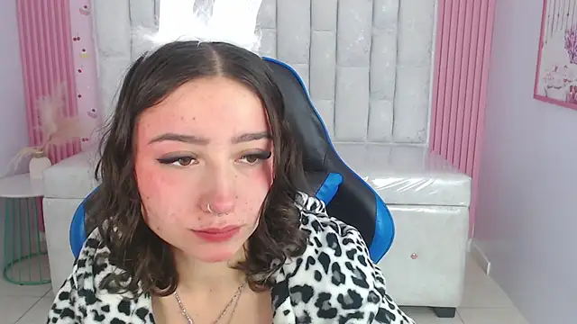 Snapshot of venuss09_s chatting on January 6, 2026, 1:26 pm venuss09 s online show from January 6, 2026, 1:26 pm