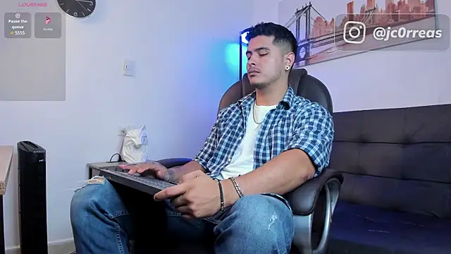  Juanes online show from January 5, 2026, 9:40 pm