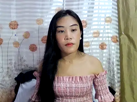 YourWildestDoll online show from November 6, 2025, 8:07 am