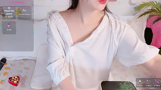 Quynhanh 69 online show from March 14, 2026, 10:05 pm