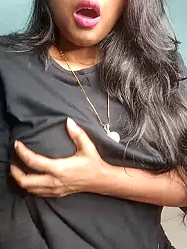 Snapshot of Ishu_Lovee chatting on November 20, 2025, 4:40 pm Ishu Lovee online show from November 20, 2025, 4:40 pm