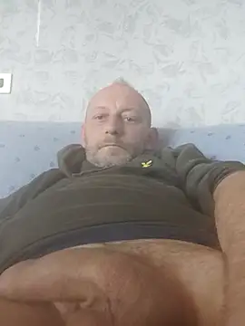 cazzoweb online show from April 8, 2026, 1:01 pm