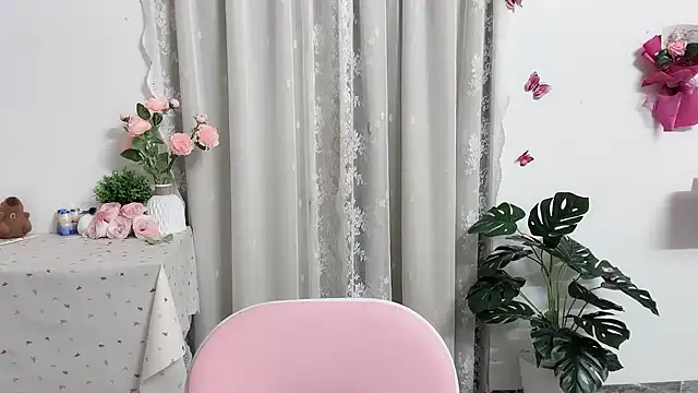 Amelia-babee online show from June 22, 2026, 1:08 pm
