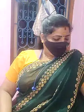 Snapshot of lathikaqueentamil chatting on November 28, 2025, 4:07 pm lathikaqueentamil online show from November 28, 2025, 4:07 pm