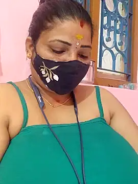 Snapshot of lathikaqueentamil chatting on September 10, 2025, 5:28 am lathikaqueentamil online show from September 10, 2025, 5:28 am