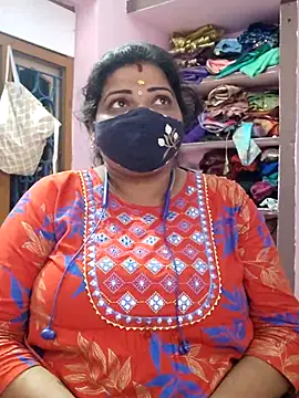 Snapshot of lathikaqueentamil chatting on November 13, 2025, 4:00 pm lathikaqueentamil online show from November 13, 2025, 4:00 pm