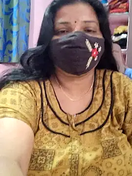 Snapshot of lathikaqueentamil chatting on October 15, 2025, 12:24 pm lathikaqueentamil online show from October 15, 2025, 12:24 pm