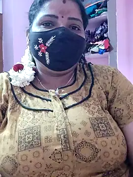 Snapshot of lathikaqueentamil chatting on October 10, 2025, 4:35 am lathikaqueentamil online show from October 10, 2025, 4:35 am