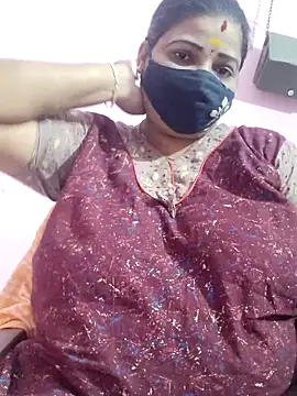 Snapshot of lathikaqueentamil chatting on October 28, 2025, 10:36 am lathikaqueentamil online show from October 28, 2025, 10:36 am