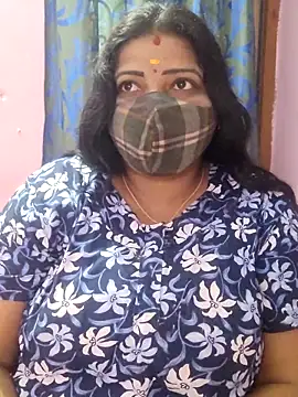 Snapshot of lathikaqueentamil chatting on December 18, 2025, 8:08 am lathikaqueentamil online show from December 18, 2025, 8:08 am