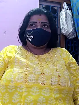 Snapshot of lathikaqueentamil chatting on October 14, 2025, 4:18 pm lathikaqueentamil online show from October 14, 2025, 4:18 pm