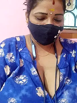 Snapshot of lathikaqueentamil chatting on September 9, 2025, 5:06 am lathikaqueentamil online show from September 9, 2025, 5:06 am