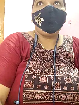 Snapshot of lathikaqueentamil chatting on September 25, 2025, 8:42 am lathikaqueentamil online show from September 25, 2025, 8:42 am