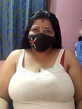 Snapshot of lathikaqueentamil chatting on December 3, 2025, 2:56 am lathikaqueentamil online show from December 3, 2025, 2:56 am