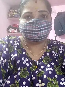 Snapshot of lathikaqueentamil chatting on October 29, 2025, 5:23 pm lathikaqueentamil online show from October 29, 2025, 5:23 pm