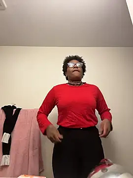 Tu GataLinda online show from October 31, 2025, 12:13 pm