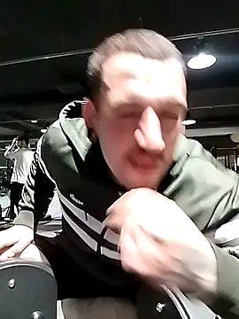 Snapshot of JuicyBigcock@xh chatting on October 3, 2025, 10:33 pm JuicyBigcockxh online show from October 3, 2025, 10:33 pm