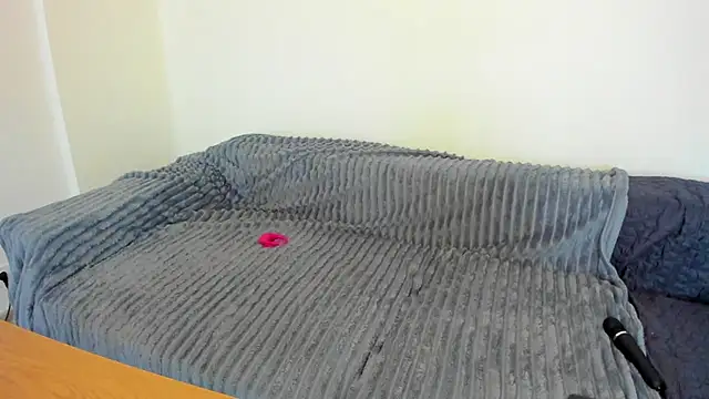 Snapshot of sofielovely_ chatting on October 25, 2025, 5:39 am sofielovely  online show from October 25, 2025, 5:39 am