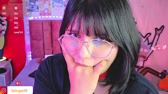 saragon1 online show from April 18, 2026, 7:07 pm