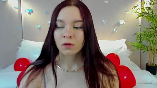 NoraHaynes online show from February 7, 2026, 2:52 am