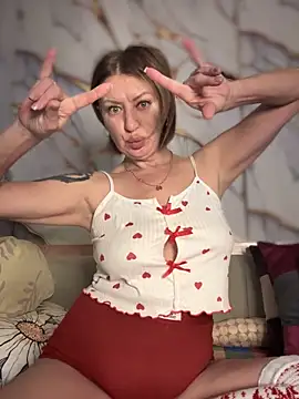 Milena-MilfaXXX online show from December 23, 2025, 1:05 am