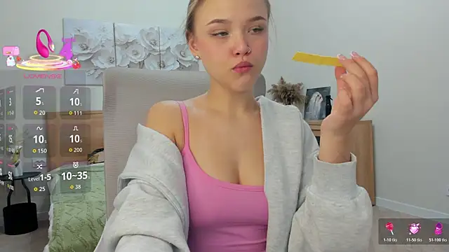 flooora 0 online show from April 19, 2026, 1:39 am