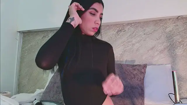 Snapshot of Dixie_grey1 chatting on January 15, 2026, 1:14 pm Dixie grey1 online show from January 15, 2026, 1:14 pm