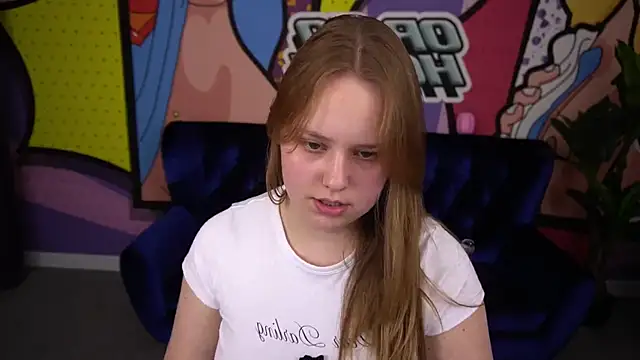 Snapshot of CrystallPaws chatting on October 29, 2025, 8:52 pm CrystallPaws online show from October 29, 2025, 8:52 pm