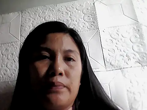 Uniquebeauty32 online show from June 8, 2026, 8:59 am