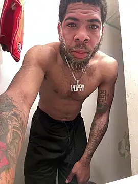 Snapshot of 1mistaGoodWood chatting on October 20, 2025, 12:06 pm 1mistaGoodWood online show from October 20, 2025, 12:06 pm