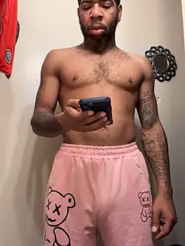 Snapshot of 1mistaGoodWood chatting on October 25, 2025, 11:20 am 1mistaGoodWood online show from October 25, 2025, 11:20 am