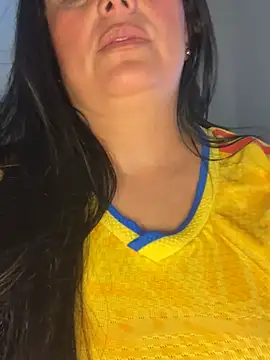 hotadhara01 online show from July 3, 2026, 4:02 pm