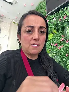 hotadhara01 online show from April 21, 2026, 7:53 pm