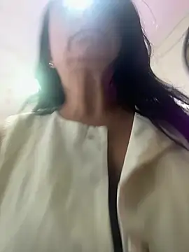 hotadhara01 online show from February 5, 2026, 8:15 pm