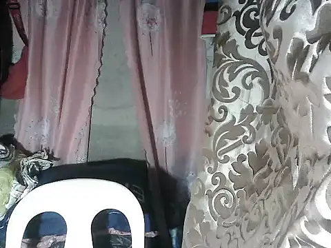 lady helen00 online show from December 2, 2025, 11:23 am