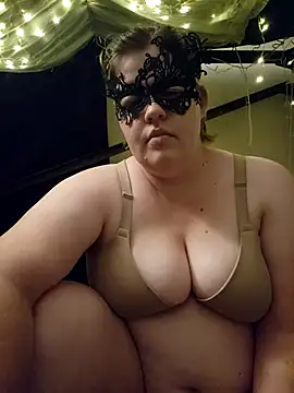 Snapshot of VeiledMuse chatting on October 16, 2025, 1:14 am VeiledMuse online show from October 16, 2025, 1:14 am