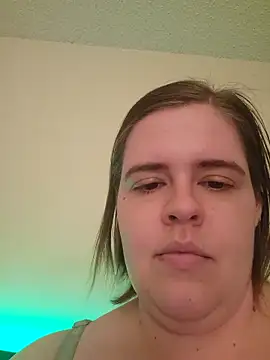 VeiledMuse online show from March 26, 2026, 2:10 am