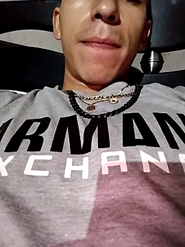 Snapshot of Tussi-amor chatting on September 24, 2025, 9:16 am Tussi-amor online show from September 24, 2025, 9:16 am